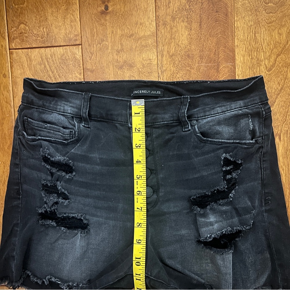 Sincerely Jules Distressed Jean Shorts Size 9 Black Whimsygoth 90’s Casual - Picture 7 of 8